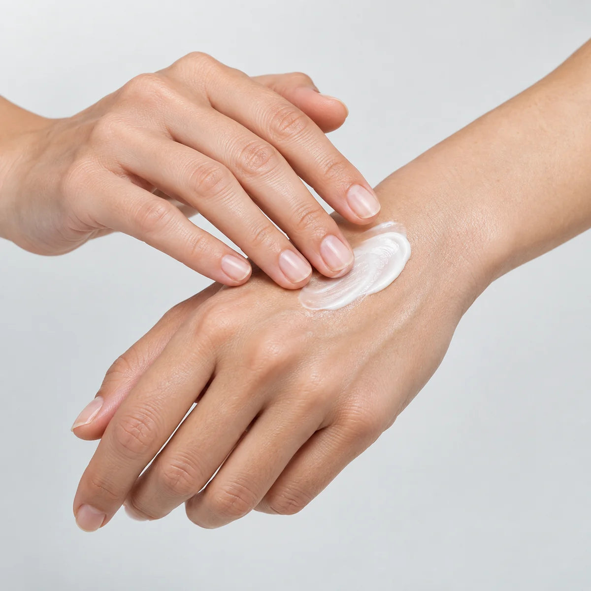 Evergreen SilkTouch Hand Cream — Aplicare